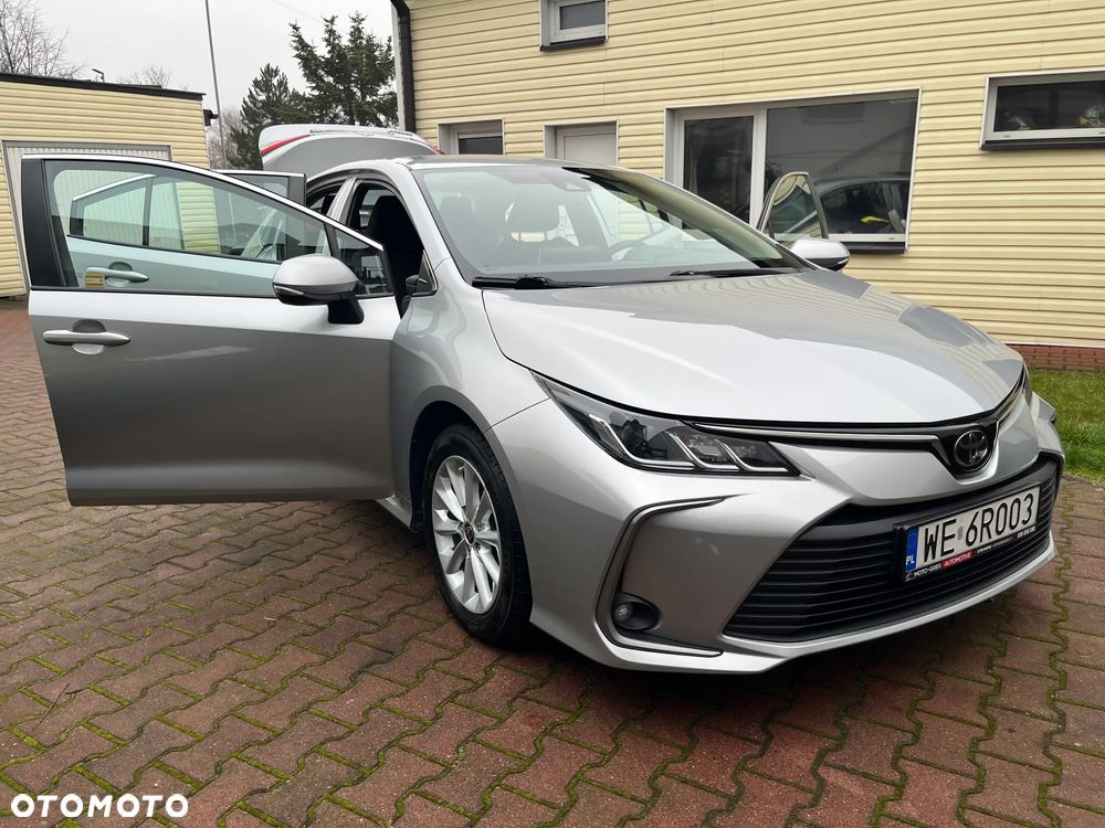 Toyota Corolla 1.5 Comfort - 23
