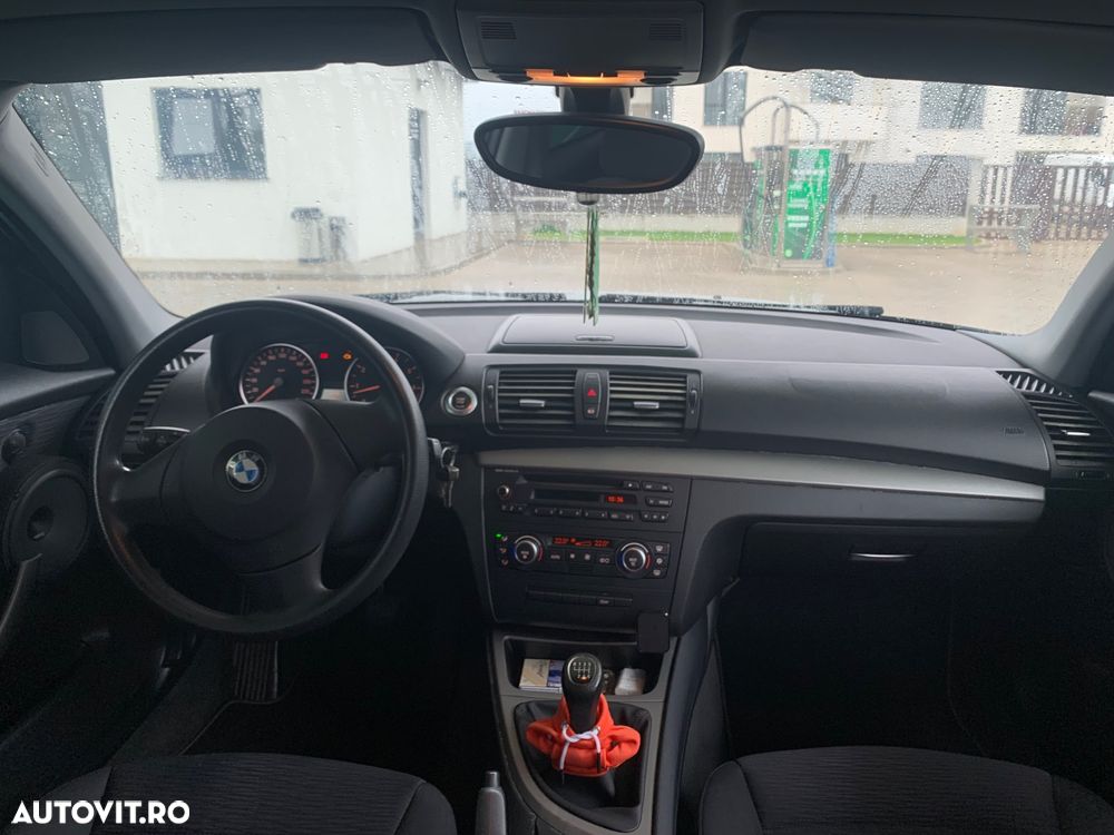 BMW Seria 1 116i - 7