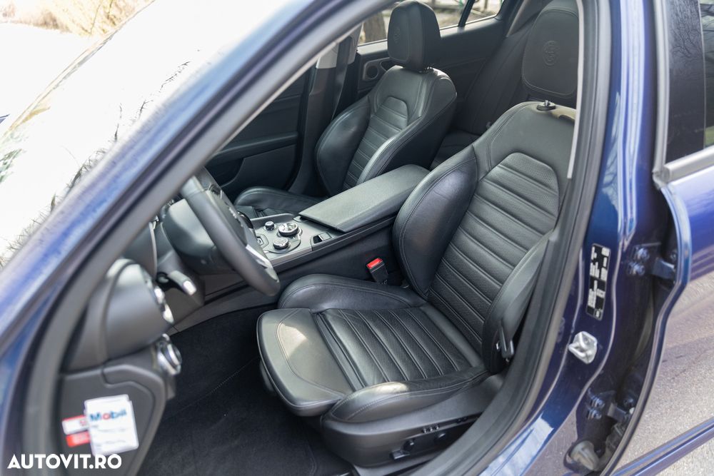 Alfa Romeo Giulia - 9