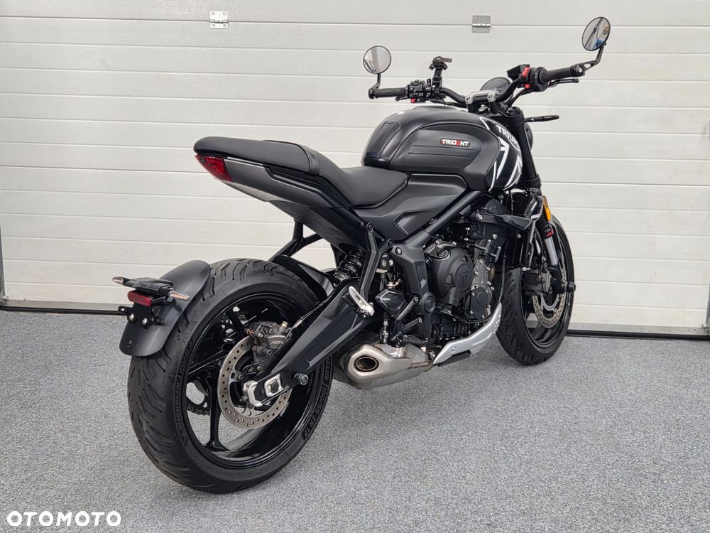 Triumph Trident - 6