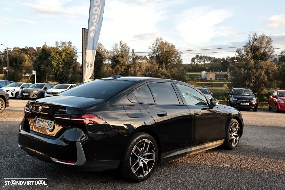 BMW i5 eDrive40 Pack Desportivo M Pro - 1