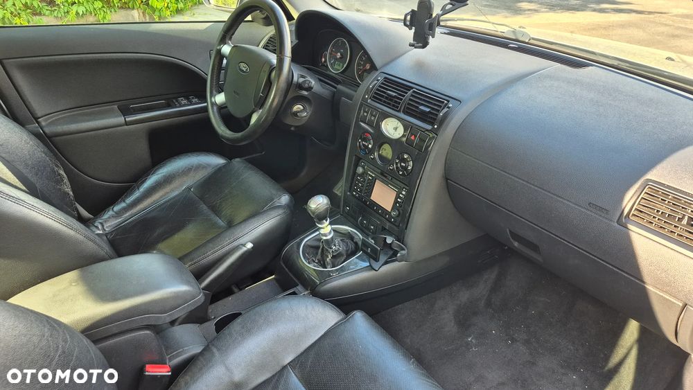 Ford Mondeo 2.0 TDCi Ghia X - 8