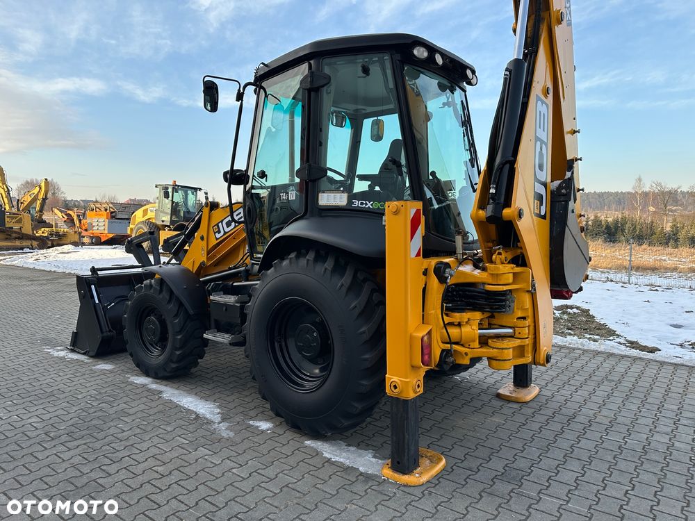 JCB 3CX Contractor - 11