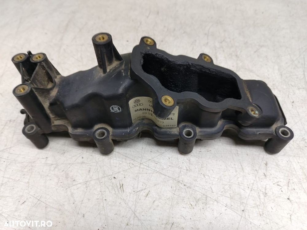 Galerie admisie dreapta 2.7 3.0 tdi bpp bmk 059129712p Audi A6 4F/C6 - 2