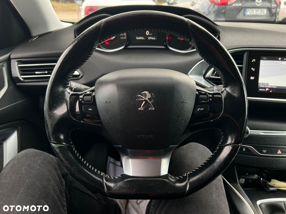 Peugeot 308 110 e-THP Stop & Start Allure - 23