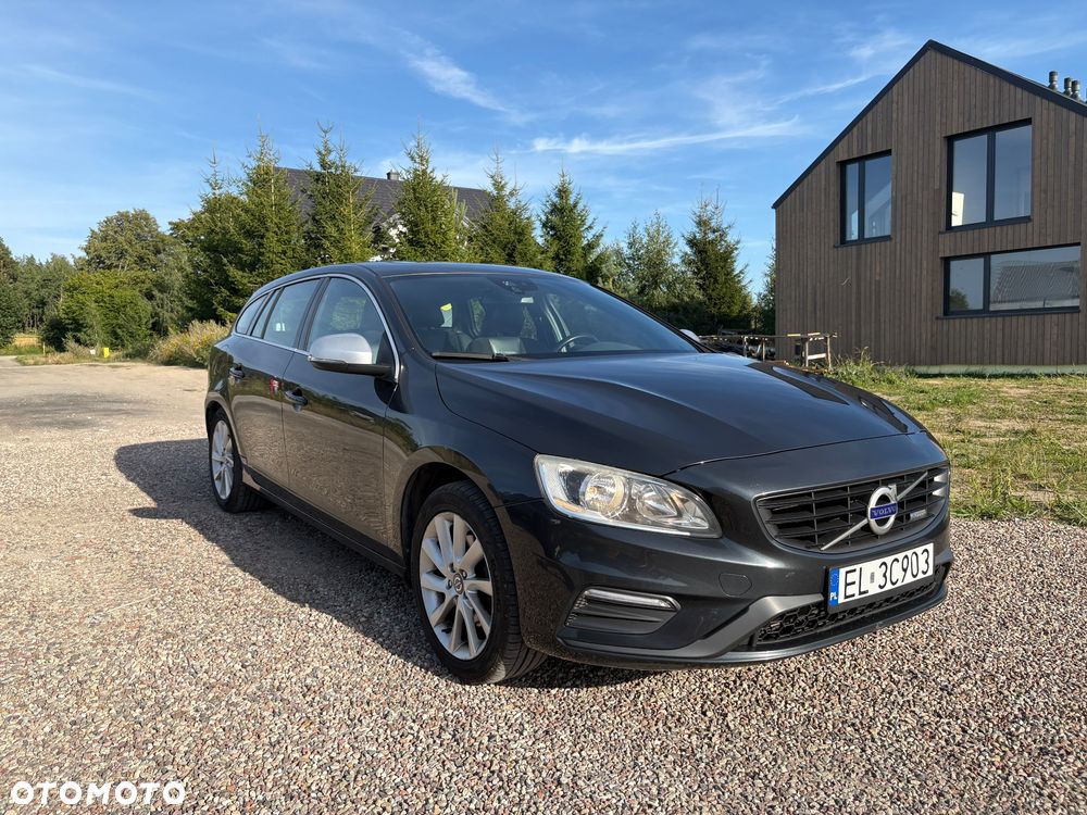 Volvo V60 D4 Drive-E R-Design Kinetic - 1
