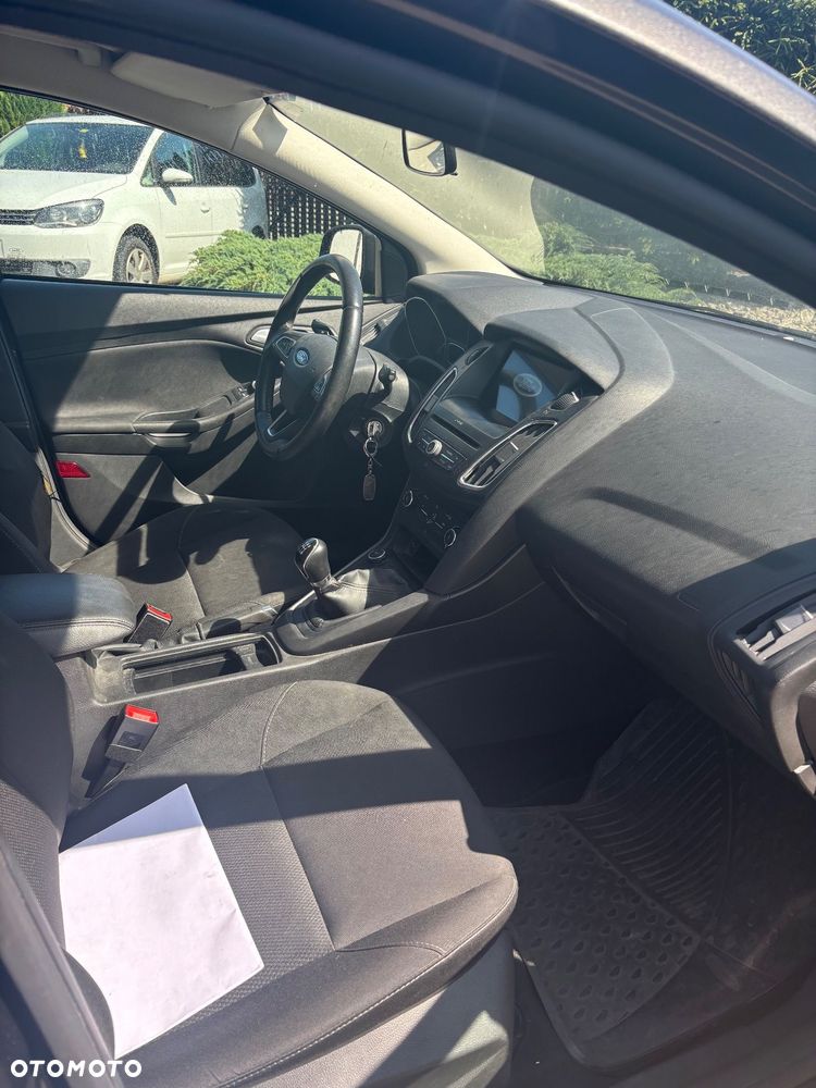 Ford Focus 1.0 EcoBoost Trend ASS - 6