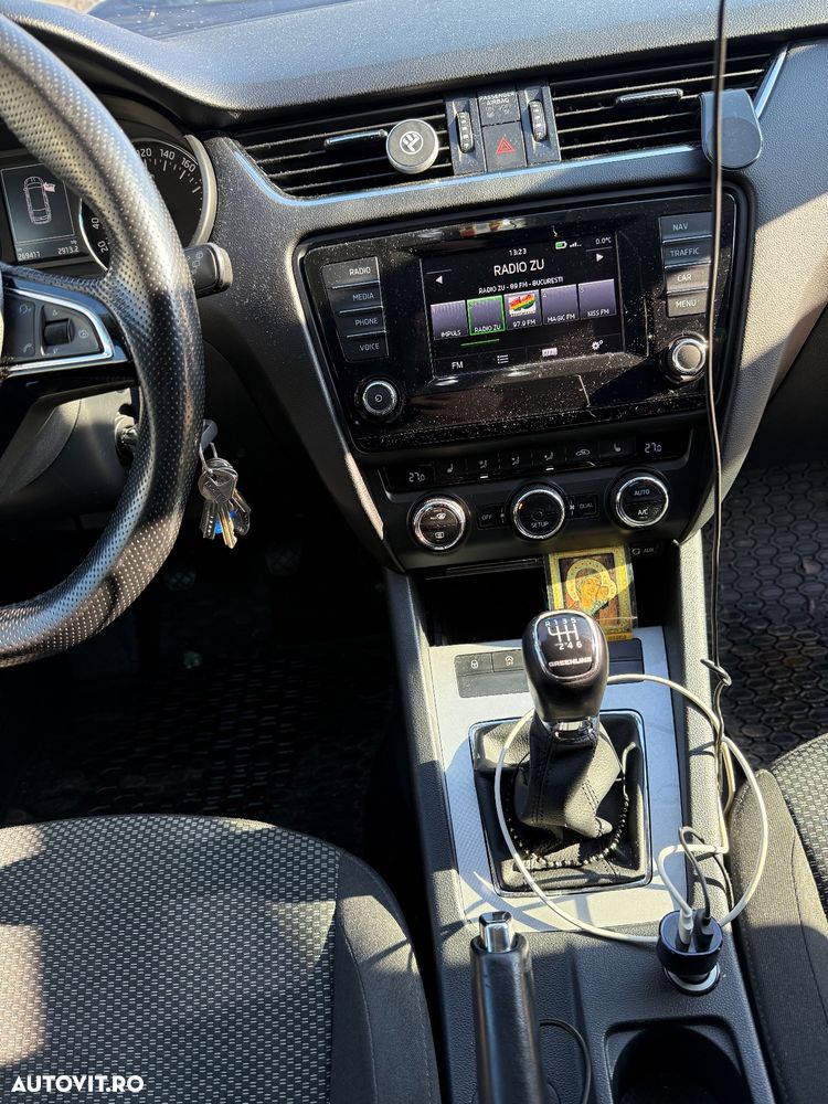 Skoda Octavia 1.6 TDI Greenline - 6