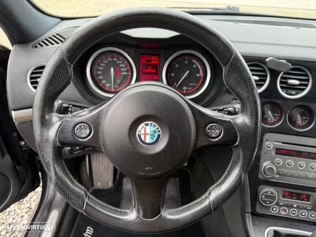 Alfa Romeo 159 Sportwagon 2.0 JTDm Distinctive - 15