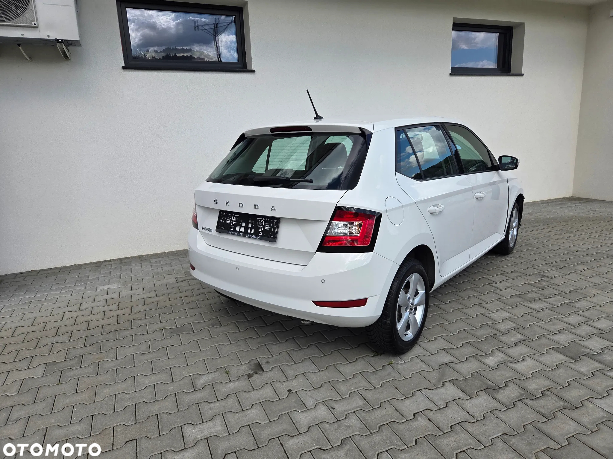 Skoda Fabia - 4