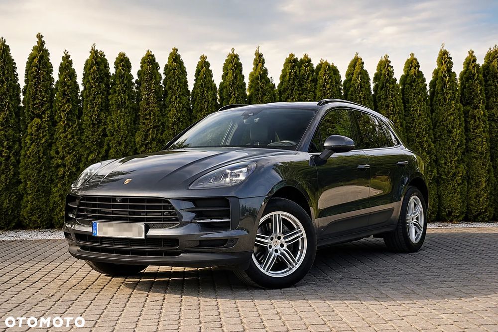 Porsche Macan - 1