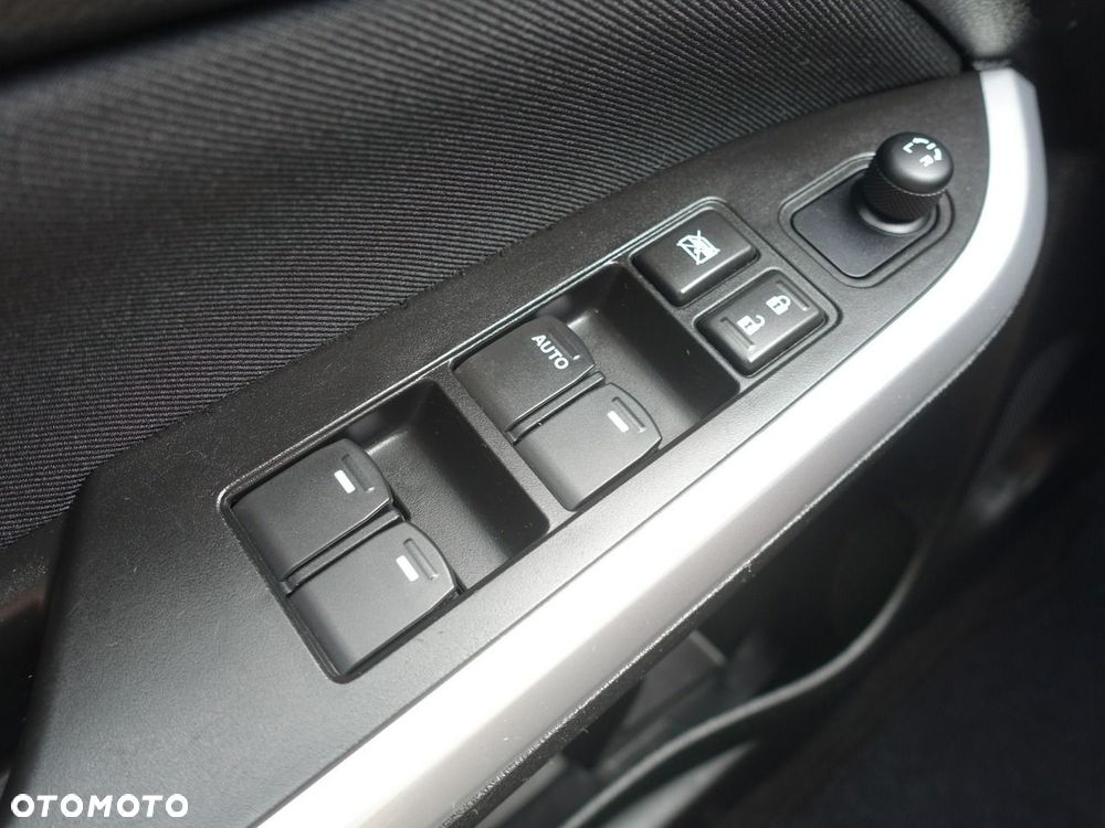 Suzuki Vitara 1.6 Premium 2WD - 21