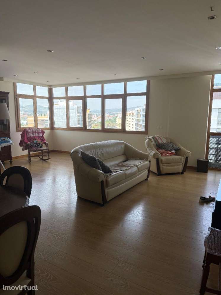 Quarto - localizado em Lisbon - Grande imagem: 3/9
