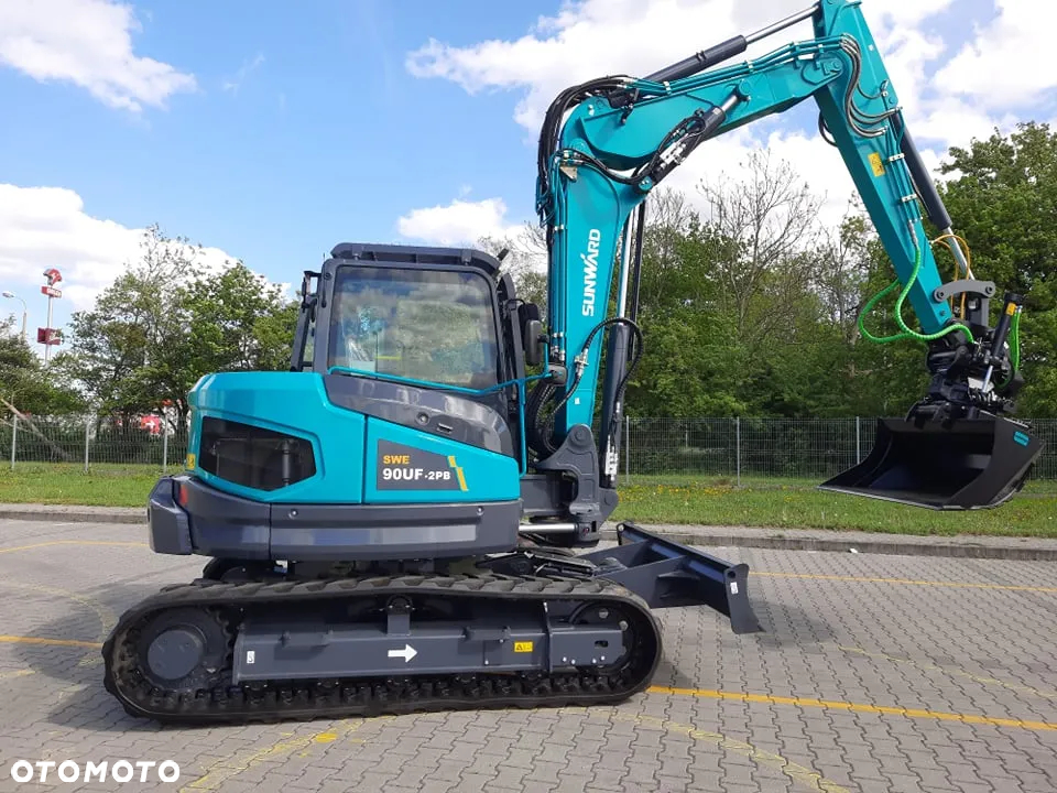 SUNWARD SWE 90UF 3 x ramie Bogate wyposażenie dodatkowe 9 ton - 7