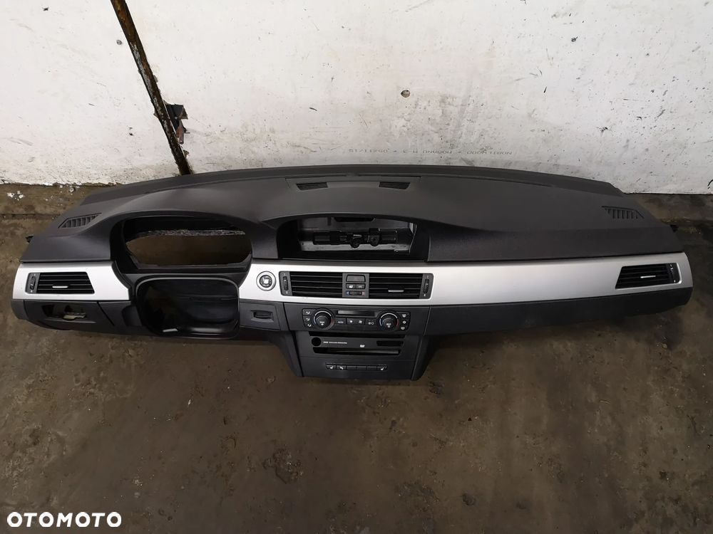 BMW E90 E91 DESKA KOKPIT KONSOLA POD NAWIGACJE ORYGINAŁ PULPIT - 3