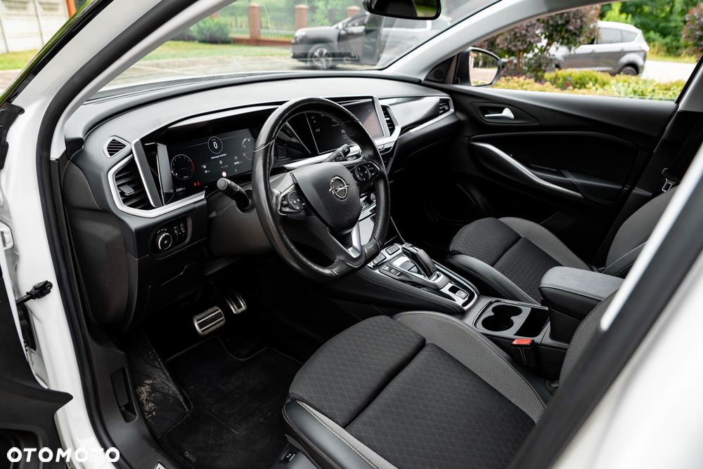 Opel Grandland 1.2 DI Automatik Business Elegance - 20