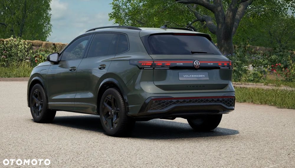 Volkswagen Tiguan - 2