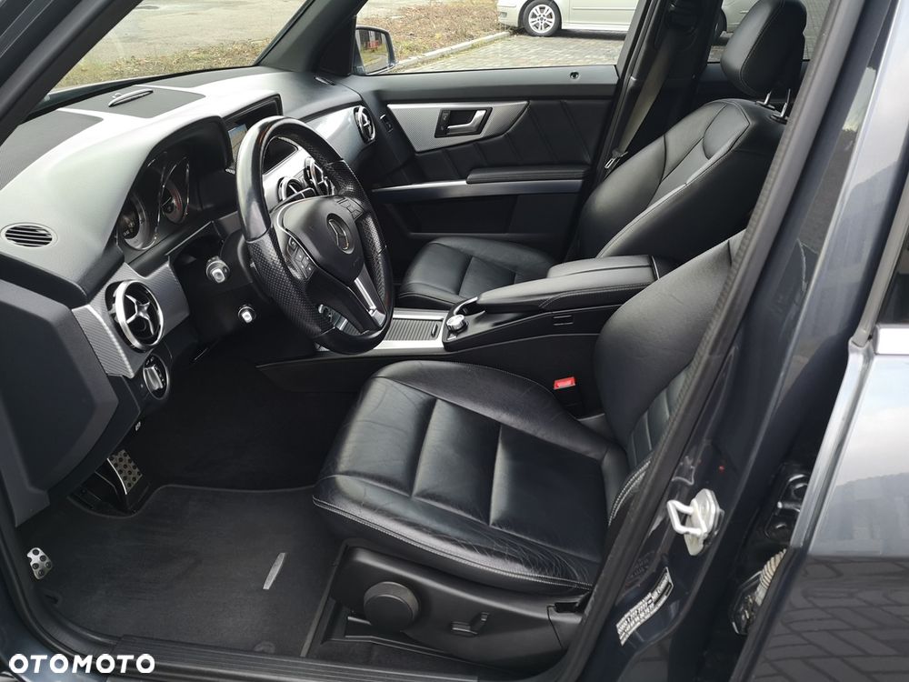 Mercedes-Benz GLK 220 CDI DPF 4Matic BlueEFFICIENCY 7G-TRONIC SPORT EDITION - 7