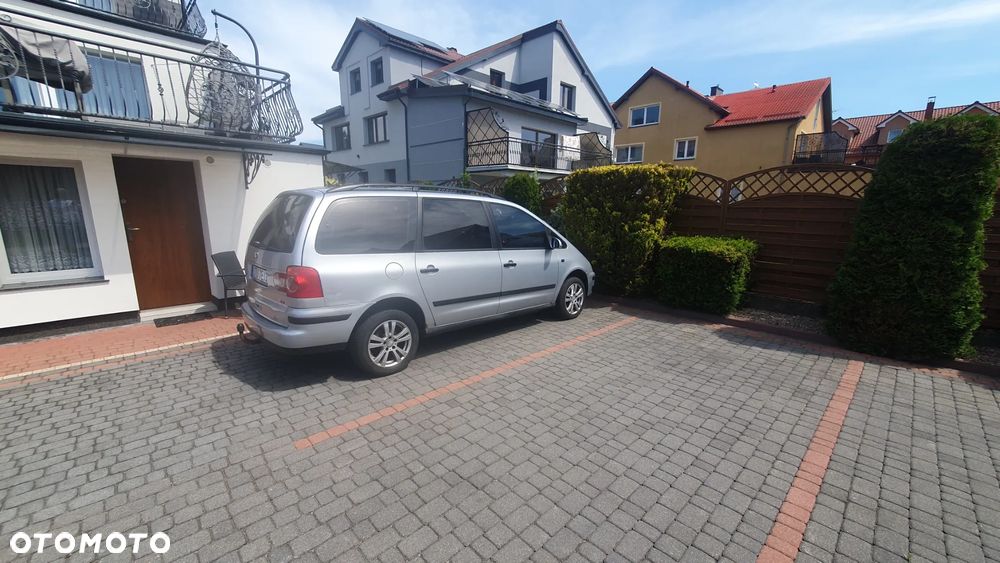 Volkswagen Sharan 1.9 TDI Comfortline - 4