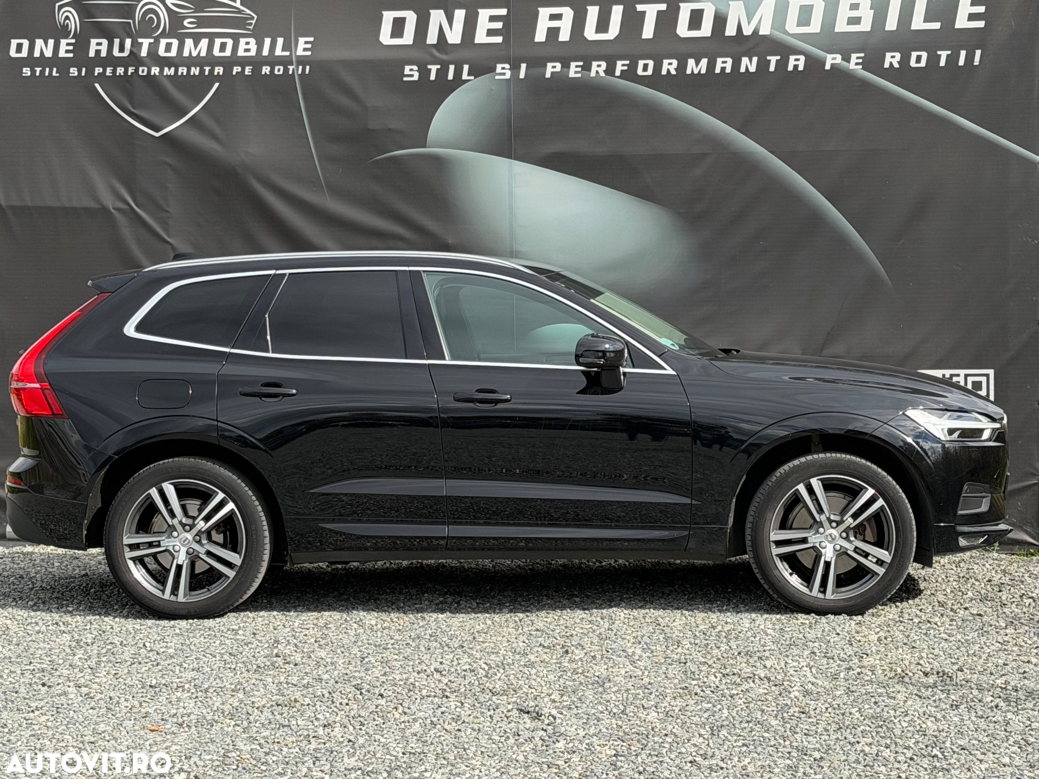 Volvo XC 60 D4 AWD Geartronic Momentum - 12