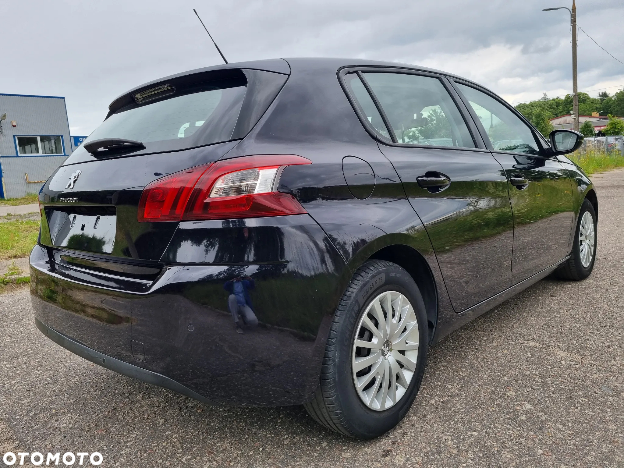 Peugeot 308 1.2 PureTech Access EU6 - 7