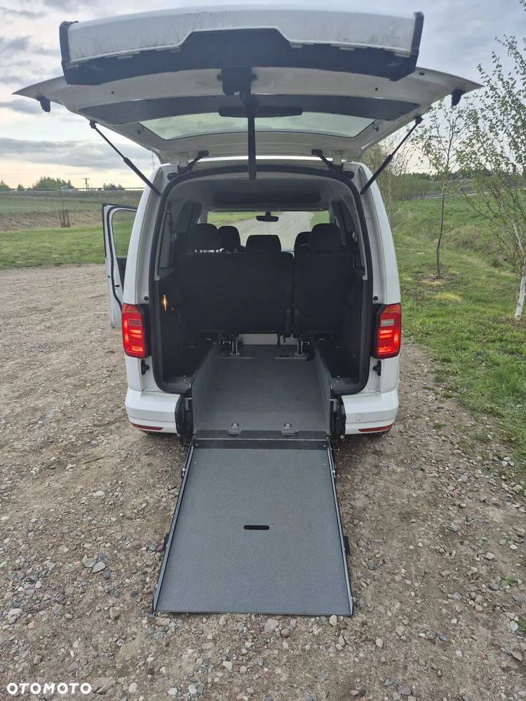 Volkswagen Caddy 2.0 TDI Comfortline - 12