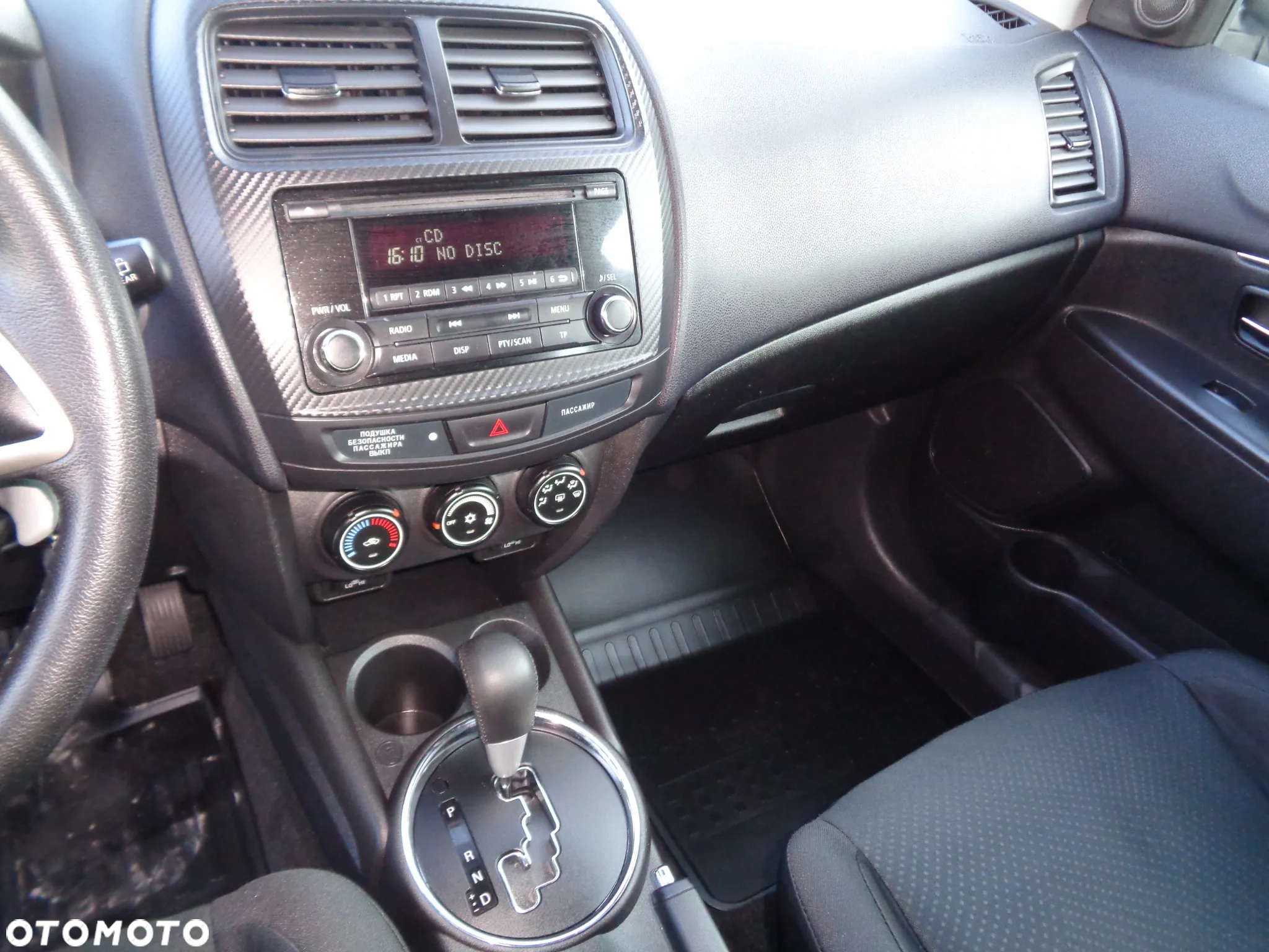 Mitsubishi ASX - 10