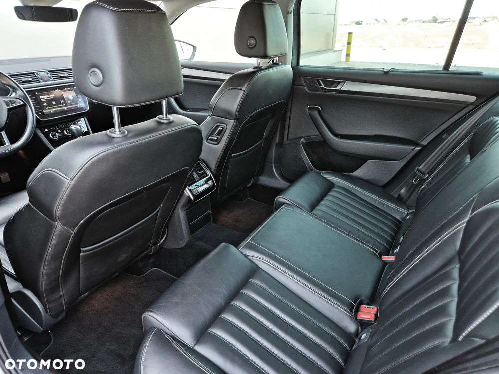 Skoda Superb 1.6 TDI Ambition DSG - 27