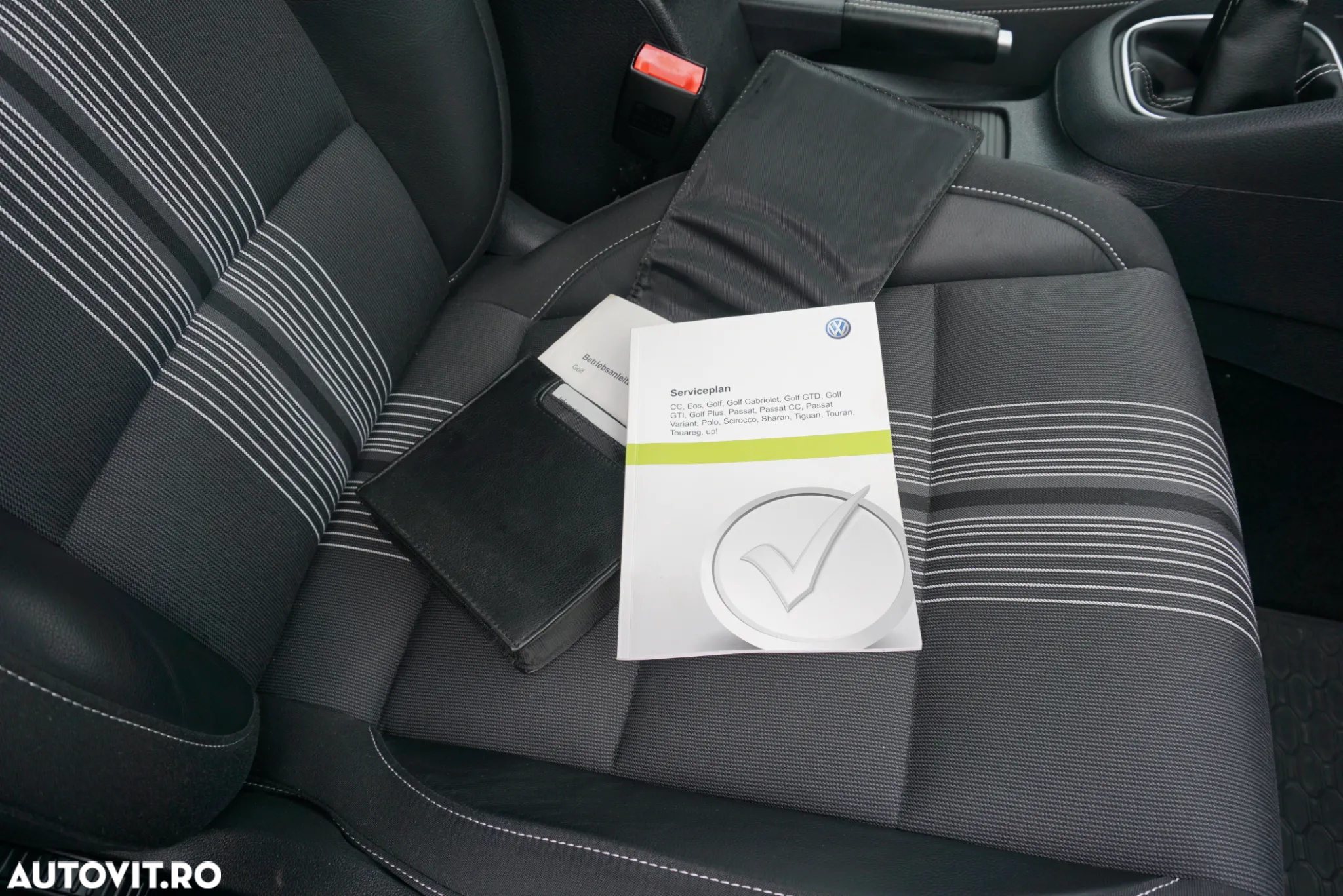 Volkswagen Golf 1.2 TSI BlueMotion Technology MATCH - 32