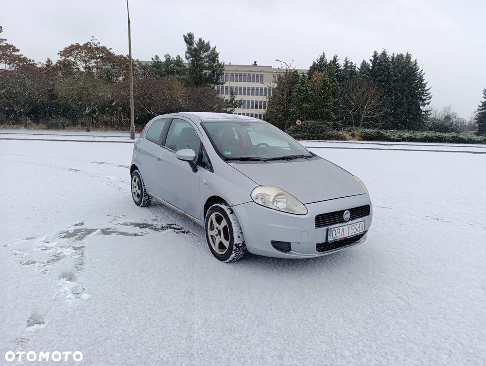 Fiat Grande Punto 1.4 8V Emotion - 1