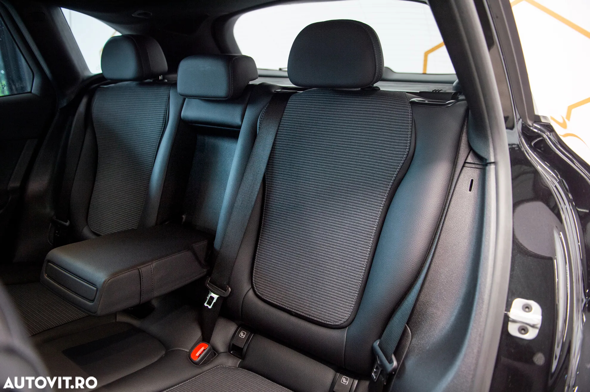 Mercedes-Benz GLC 200 4MATIC MHEV - 8