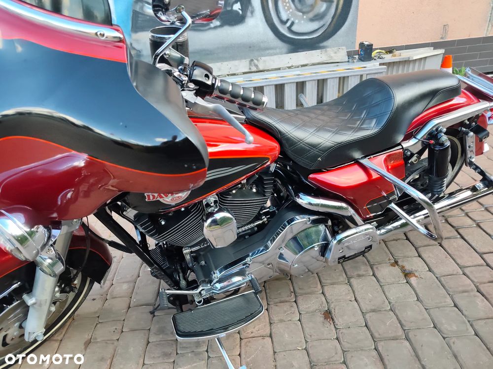 Harley-Davidson FLHTCU Ultra - 16