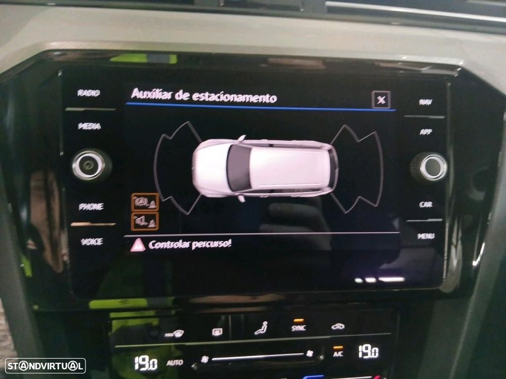 VW Passat Variant 2.0 TDi Business DSG - 5