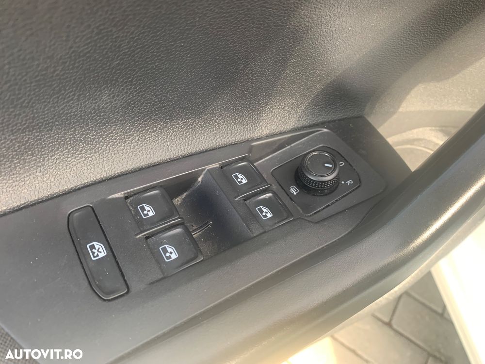 Volkswagen Polo - 12