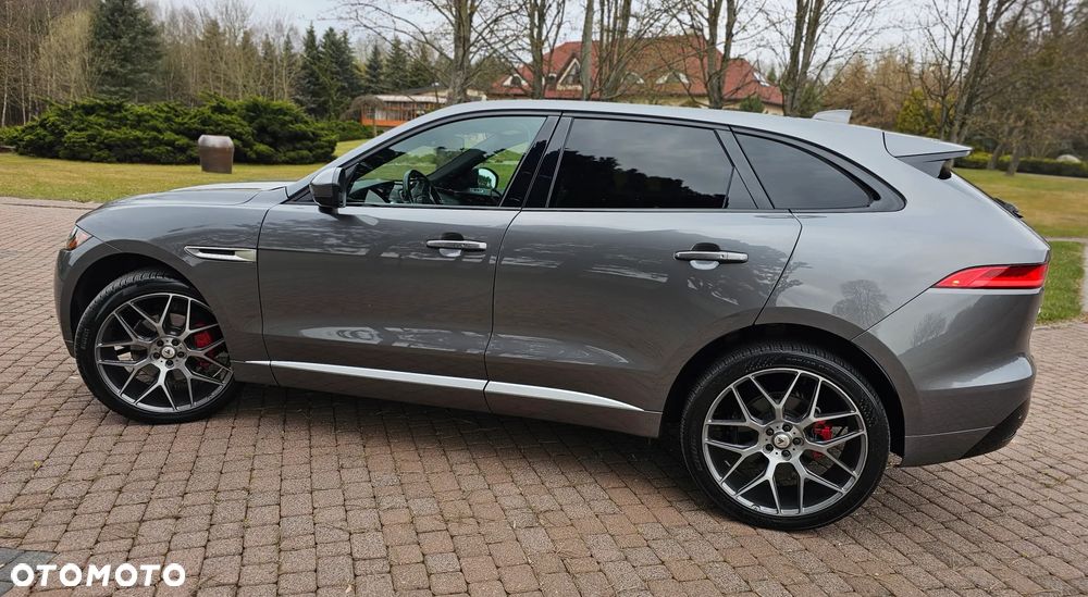 Jaguar F-Pace S AWD - 17