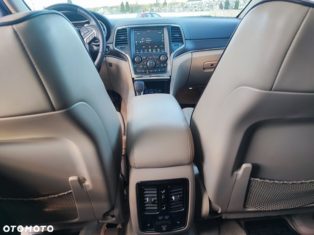 Jeep Grand Cherokee 3.6 V6 Overland - 22