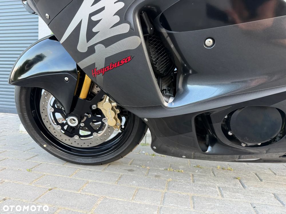 Suzuki GSX-R - 30