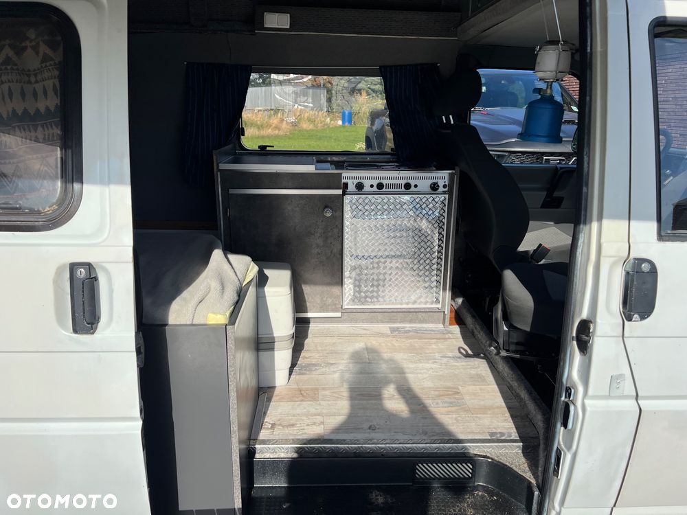 Volkswagen T4 - 13