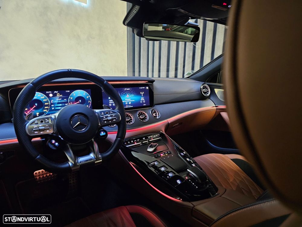Mercedes-Benz AMG GT 63 4Matic+ - 10