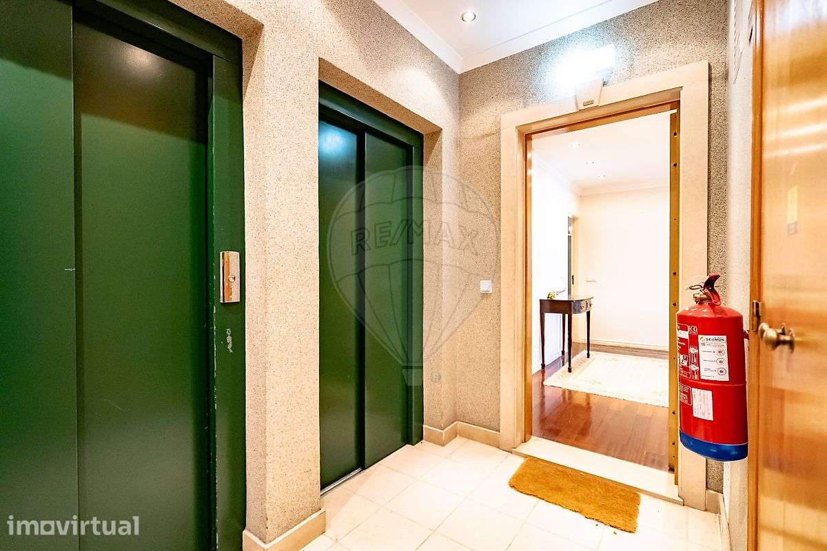 Apartamento T4 para venda - Grande imagem: 2/41