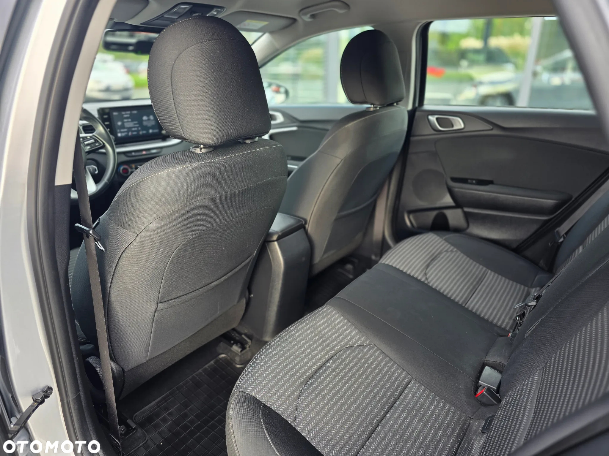 Kia Ceed 1.5 T-GDI L Business Line - 29