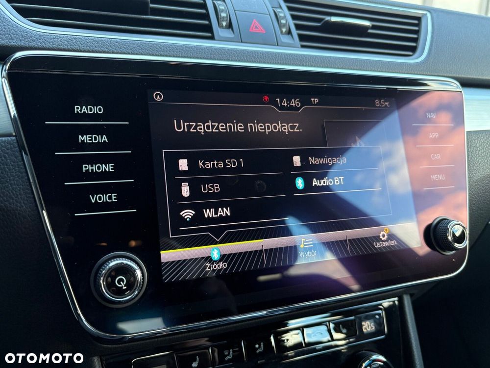 Skoda Superb 2.0 TDI SCR Ambition DSG - 32