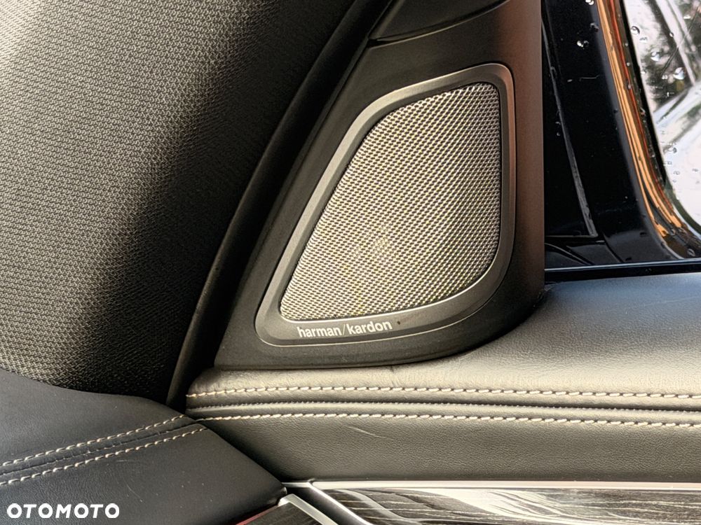 BMW Seria 7 740Li - 35