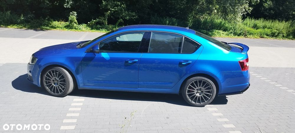 Skoda Octavia 2.0 TDI RS - 11