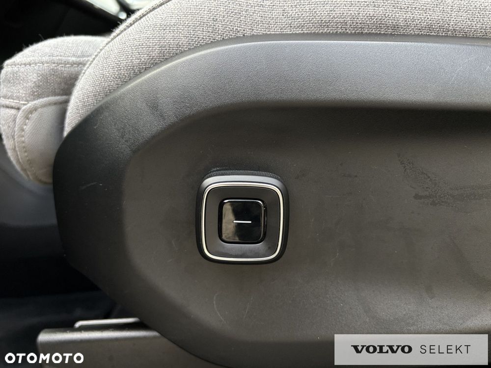 Volvo EX90 - 14