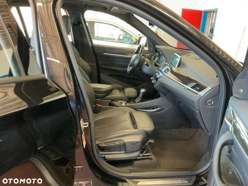 BMW X1 xDrive25d xLine sport - 10
