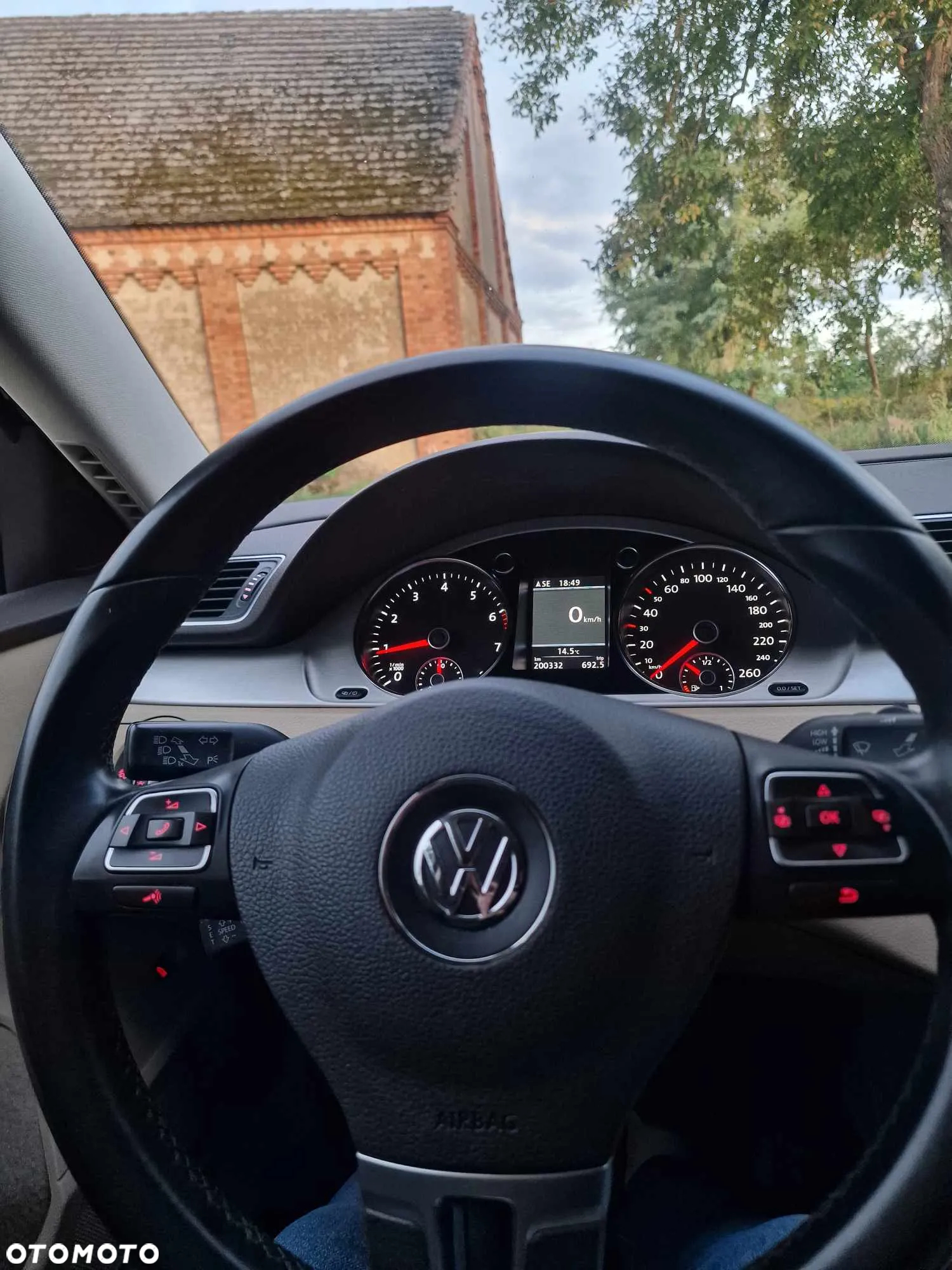 Volkswagen Passat 2.0 TSI Highline - 13