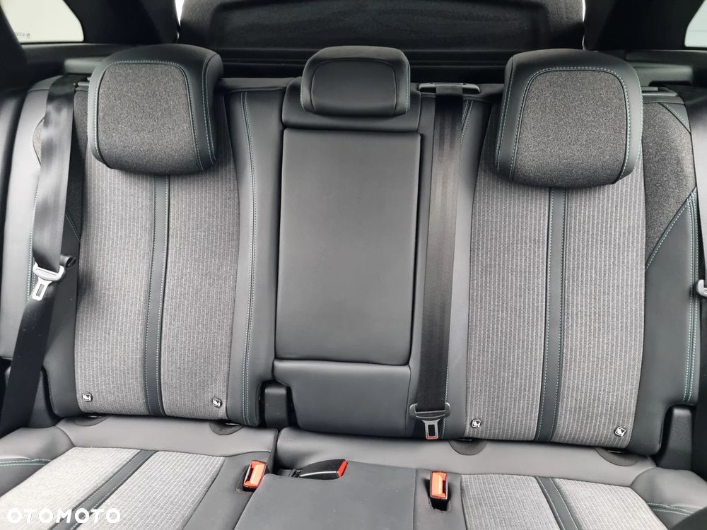 Peugeot 3008 1.2 PureTech Allure S&S EAT6 - 23