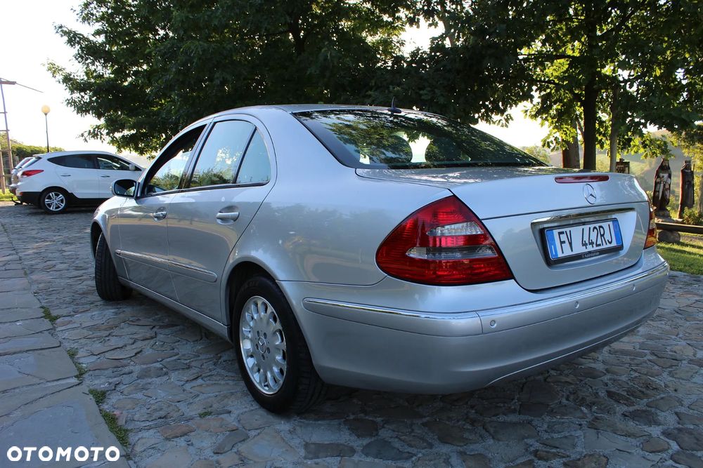 Mercedes-Benz Klasa E - 7