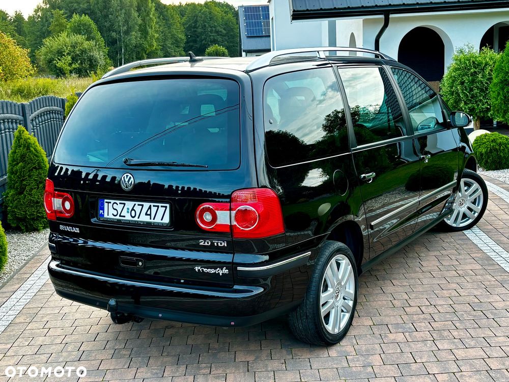 Volkswagen Sharan 2.0 TDI Highline - 18